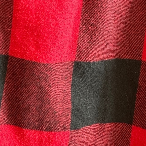 Eddie Bauer Classic Fit flannel - Picture 5 of 7